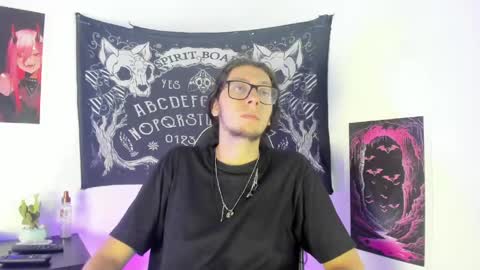 gaahlfrost online show from June 10, 2026, 2:23 am