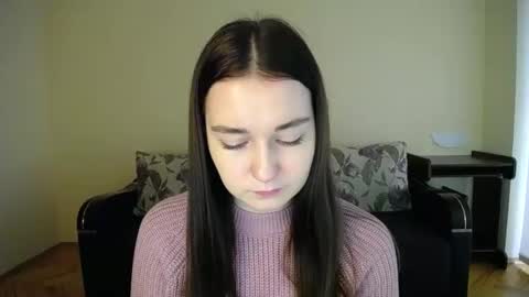 Snapshot of gabby_di chatting on December 9, 2024, 8:55 am Jaklin online show from December 9, 2024, 8:55 am
