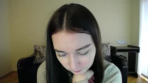 Snapshot of gabby_di chatting on December 11, 2024, 9:09 am Jaklin online show from December 11, 2024, 9:09 am