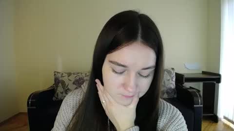 Snapshot of gabby_di chatting on December 12, 2024, 9:19 am Jaklin online show from December 12, 2024, 9:19 am