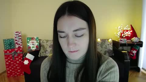 Snapshot of gabby_di chatting on December 20, 2024, 12:38 pm Jaklin online show from December 20, 2024, 12:38 pm