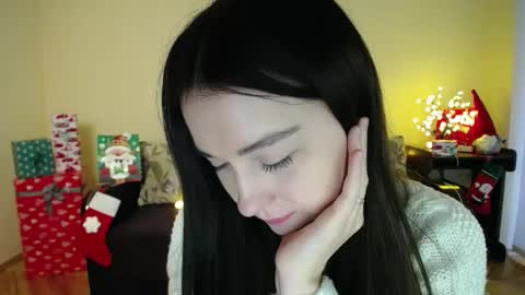 Snapshot of gabby_di chatting on December 27, 2024, 1:28 pm Jaklin online show from December 27, 2024, 1:28 pm