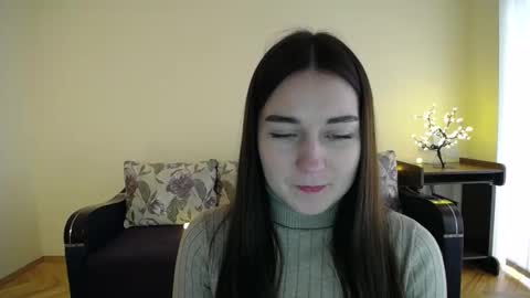 Snapshot of gabby_di chatting on January 13, 2025, 12:02 pm Jaklin online show from January 13, 2025, 12:02 pm