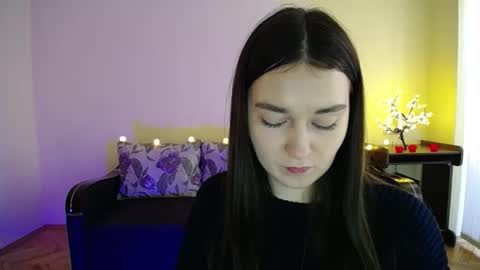 Snapshot of gabby_di chatting on February 9, 2025, 12:30 pm Jaklin online show from February 9, 2025, 12:30 pm