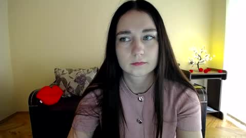 Snapshot of gabby_di chatting on July 3, 2026, 9:16 am Jaklin online show from July 3, 2026, 9:16 am