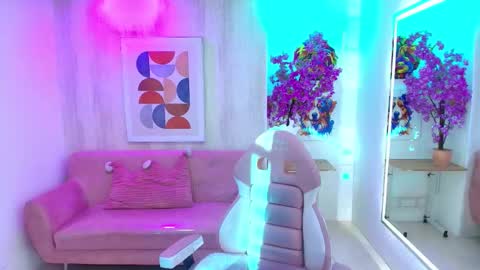 gabby_evanns online show from January 19, 2026, 12:20 pm