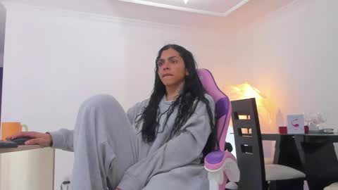 Gabby Grey online show from May 13, 2026, 10:49 pm