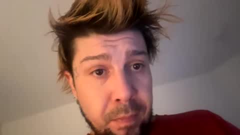 yeeah online show from December 4, 2024, 8:51 pm