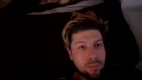 yeeah online show from December 8, 2024, 4:35 am