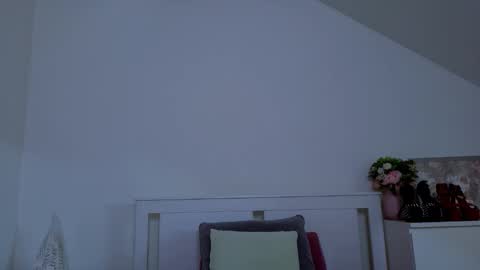 GabiCarter online show from October 3, 2025, 6:43 am