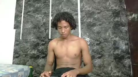 gabi_gol online show from April 22, 2026, 1:41 am