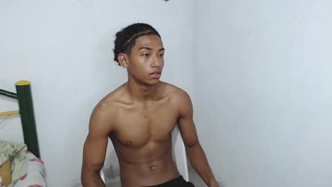 gabi_gol online show from May 16, 2026, 4:39 pm