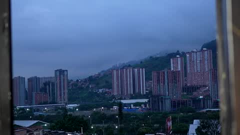 Gabriela salgado online show from October 10, 2025, 10:47 am