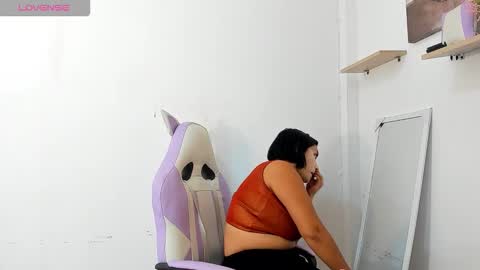 gabrielaa_miller_ online show from October 15, 2025, 7:25 pm