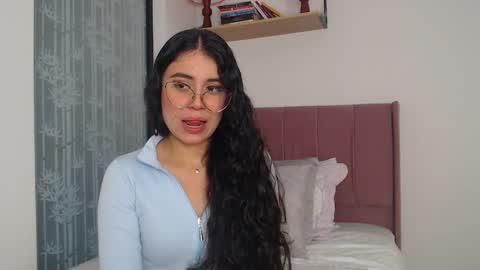 GabrielaRossa online show from February 26, 2025, 3:08 pm