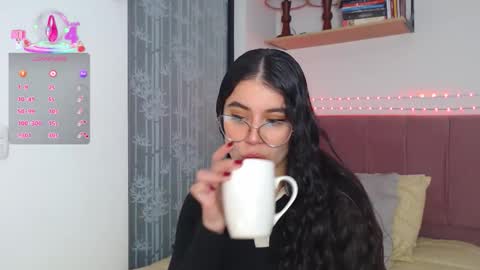 GabrielaRossa online show from September 11, 2025, 11:43 am