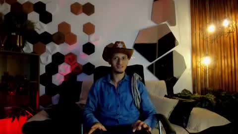gabrieldraven online show from October 13, 2025, 8:09 pm