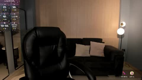 Gabriella Lee online show from October 28, 2025, 2:59 am