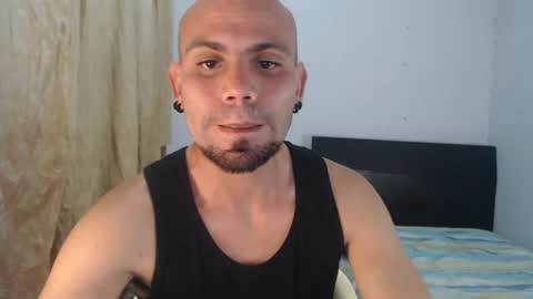 Snapshot of gabrielle_ramirez chatting on February 24, 2025, 11:09 pm Gabriel online show from February 24, 2025, 11:09 pm