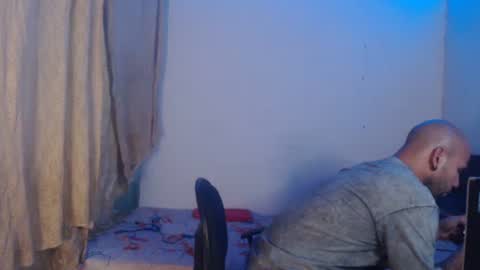 Snapshot of gabrielle_ramirez chatting on October 6, 2025, 10:51 pm Gabriel online show from October 6, 2025, 10:51 pm