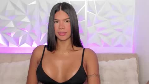 Gabriela  online show from February 12, 2026, 9:21 pm