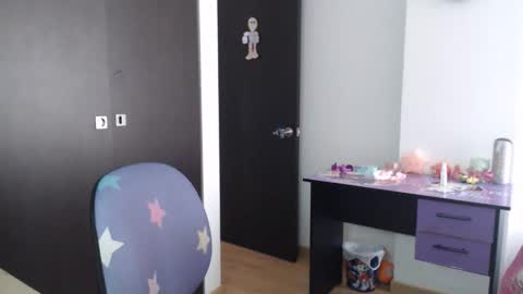 Gaby Blue online show from November 6, 2025, 7:15 pm