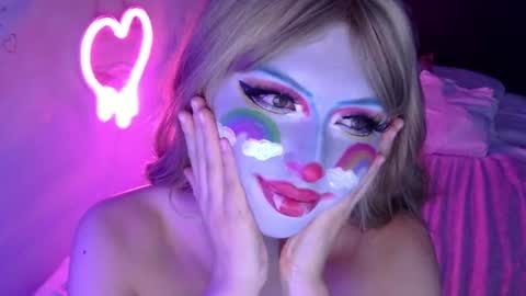gabygumms online show from July 15, 2026, 4:18 am