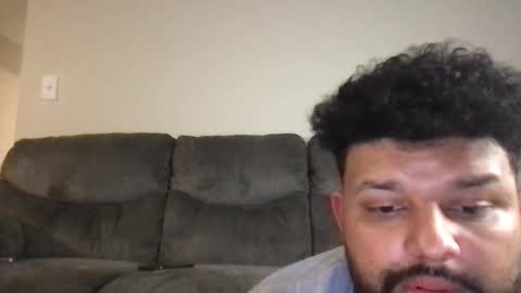 gabby y deemula online show from December 4, 2025, 4:11 am