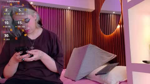 gabyrose9 online show from November 19, 2025, 11:43 am