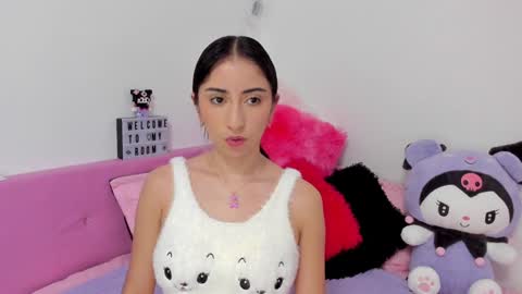 gabyye capprins online show from January 31, 2025, 7:18 pm