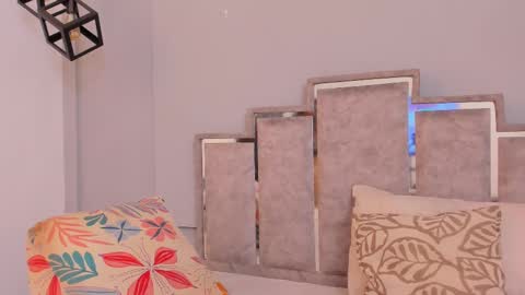 gabyyjones online show from February 21, 2025, 11:22 am