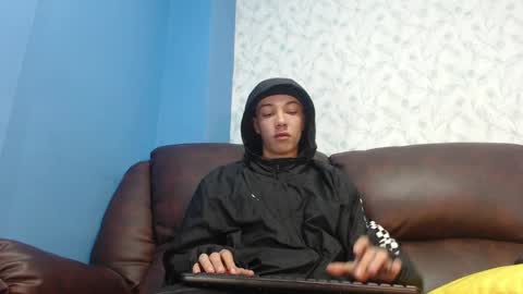 gadiel_sex online show from February 13, 2025, 12:11 pm