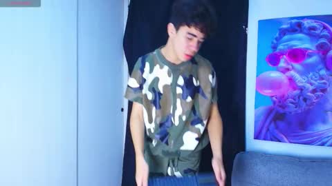 Gael Moon online show from March 2, 2026, 4:03 am