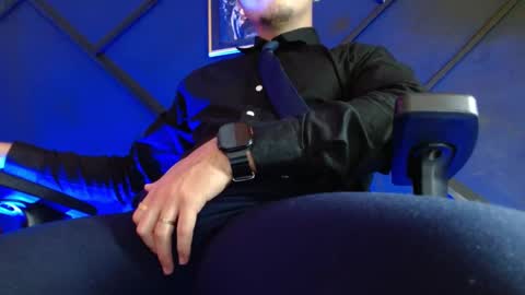 gael_williams3 online show from February 18, 2025, 9:53 pm