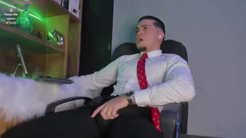 Snapshot of gael_williams4 chatting on September 29, 2025, 6:57 pm Gael Williams online show from September 29, 2025, 6:57 pm