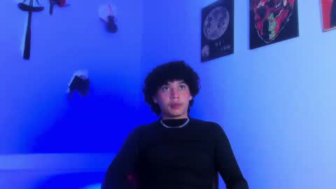 Snapshot of gaeloconner chatting on December 7, 2024, 2:20 am Gael Conner online show from December 7, 2024, 2:20 am