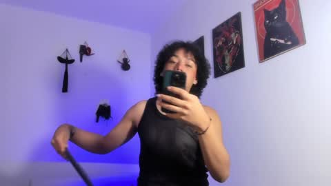 Snapshot of gaeloconner chatting on December 12, 2024, 4:26 am Gael Conner online show from December 12, 2024, 4:26 am