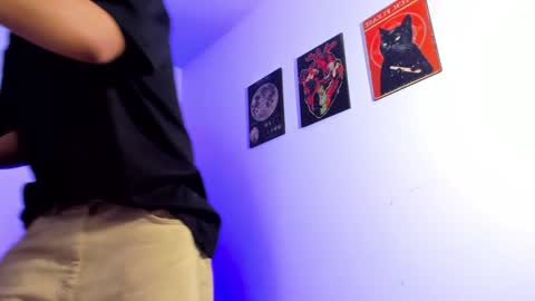 Snapshot of gaeloconner chatting on December 25, 2024, 2:25 am Gael Conner online show from December 25, 2024, 2:25 am