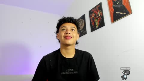 Snapshot of gaeloconner chatting on January 19, 2025, 12:28 pm Gael Conner online show from January 19, 2025, 12:28 pm