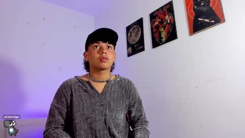 Snapshot of gaeloconner chatting on January 24, 2025, 2:49 am Gael Conner online show from January 24, 2025, 2:49 am