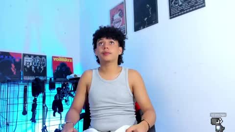 Snapshot of gaeloconner chatting on February 23, 2025, 12:37 pm Gael Conner online show from February 23, 2025, 12:37 pm