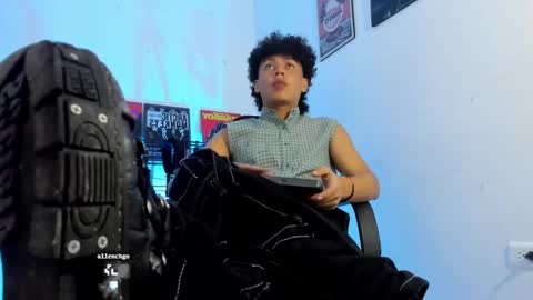 Snapshot of gaeloconner chatting on March 1, 2025, 3:43 am Gael Conner online show from March 1, 2025, 3:43 am