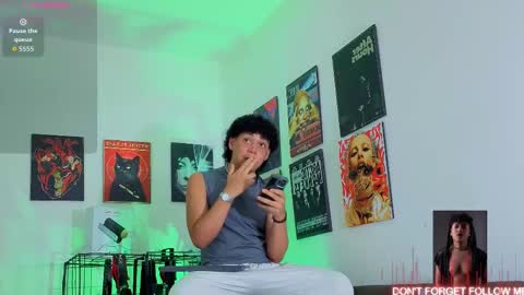 Snapshot of gaeloconner chatting on September 18, 2025, 2:02 am Gael Conner online show from September 18, 2025, 2:02 am