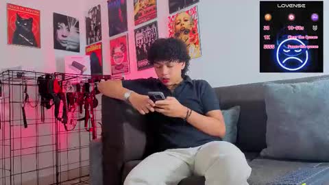 Snapshot of gaeloconner chatting on October 15, 2025, 1:50 am Gael Conner online show from October 15, 2025, 1:50 am