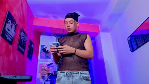 Gael Conner online show from April 16, 2026, 2:01 am