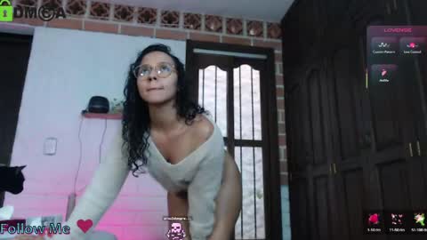 Lenna 3 online show from June 9, 2026, 9:48 pm