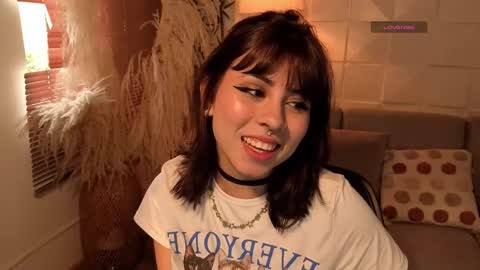 gaia_joness online show from September 19, 2025, 8:09 pm