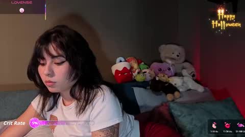 gaia_joness online show from October 18, 2025, 7:14 pm