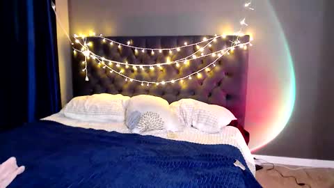 My name Lou 3 online show from December 17, 2025, 2:56 pm