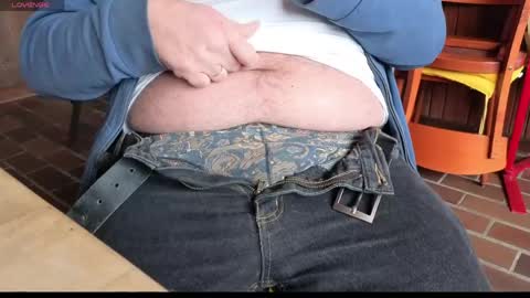 Stutzen online show from March 31, 2026, 4:18 pm